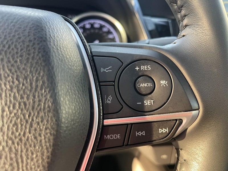 Toyota Camry Vehicle Image 31