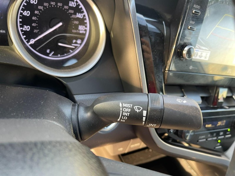 Toyota Camry Vehicle Image 33