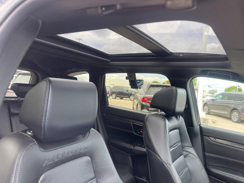 Honda CR-V Vehicle Image 11