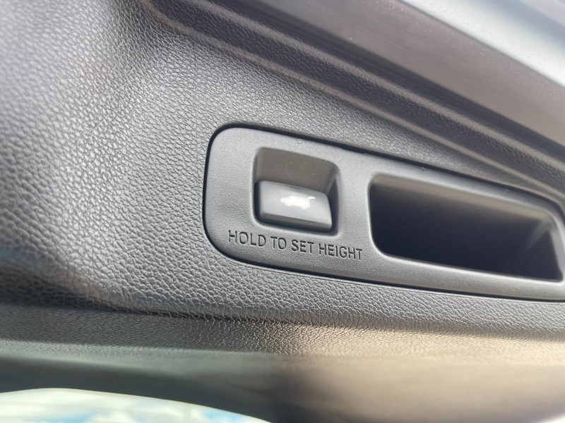 Honda CR-V Vehicle Image 18