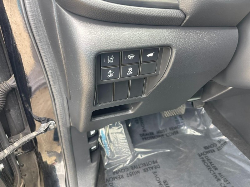 Honda CR-V Vehicle Image 25