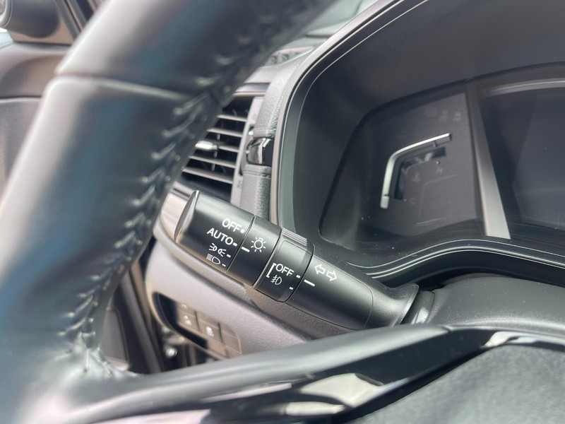 Honda CR-V Vehicle Image 30