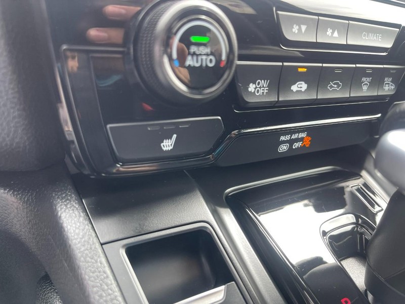 Honda CR-V Vehicle Image 33