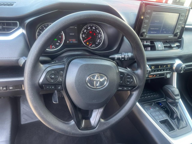 Toyota RAV4 Vehicle Image 19