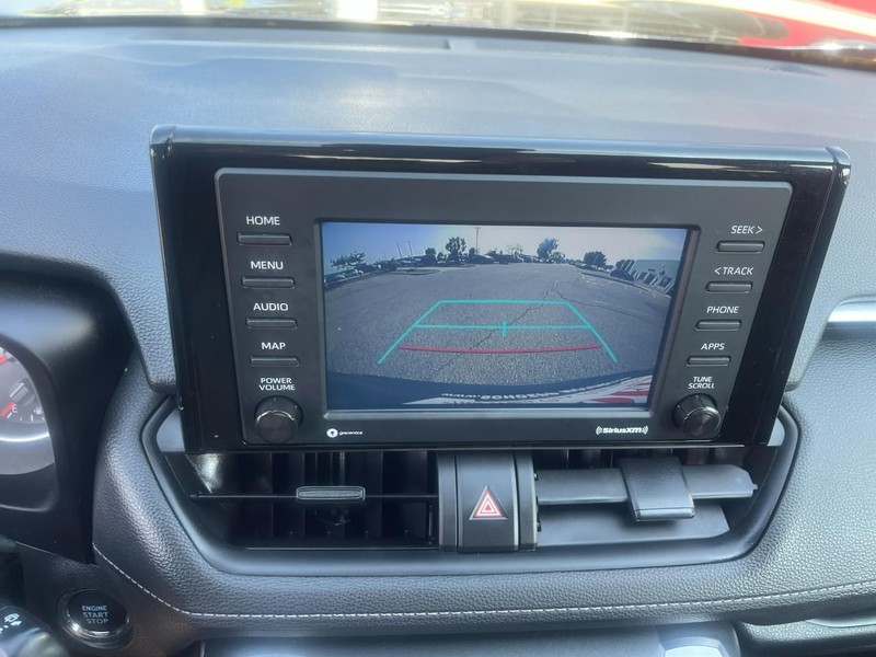 Toyota RAV4 Vehicle Image 27