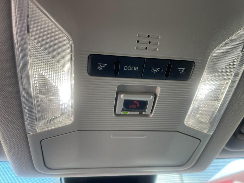 Toyota RAV4 Vehicle Image 28