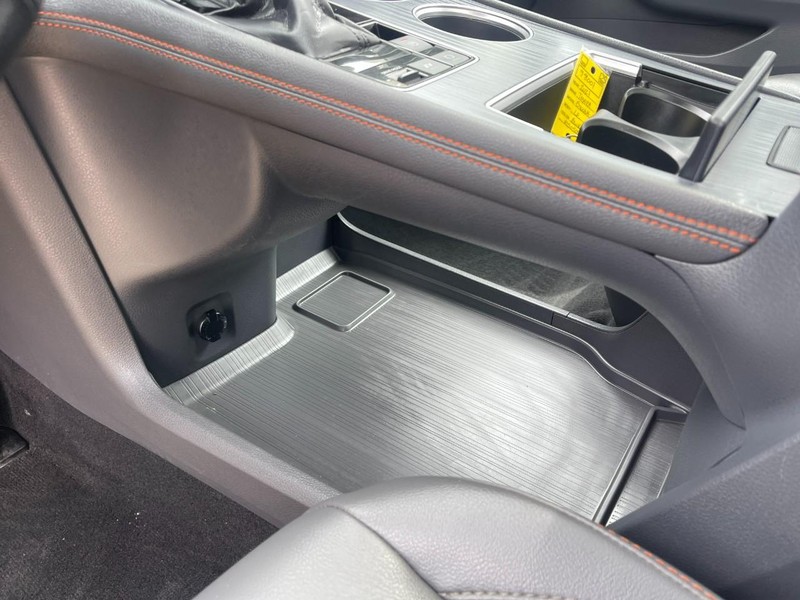 Toyota Sienna Vehicle Image 25