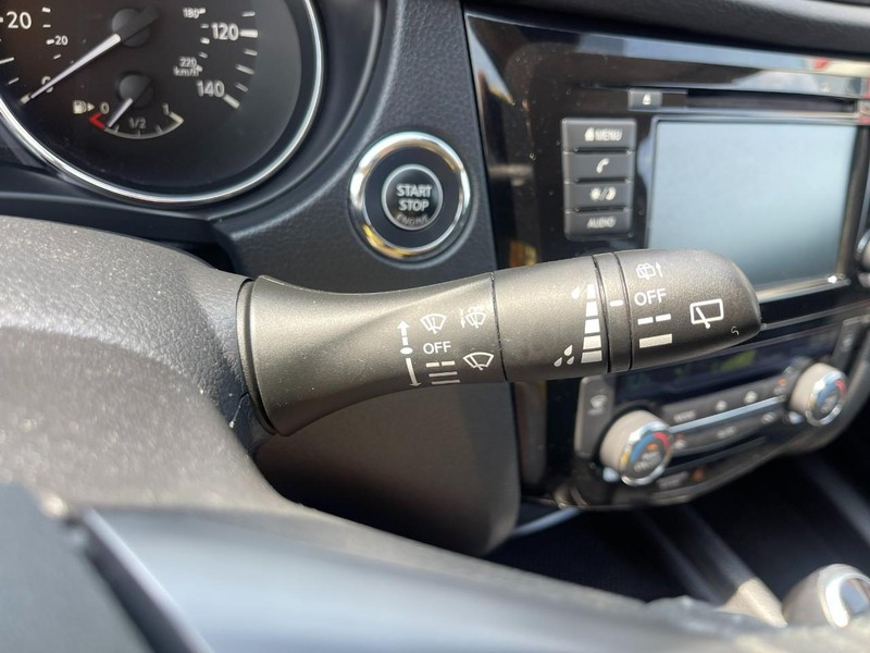 Nissan Rogue Vehicle Image 27
