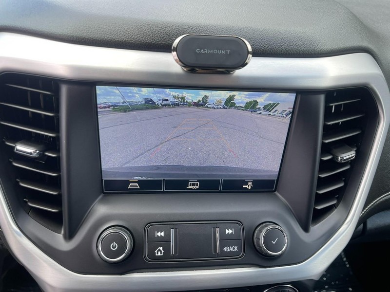 GMC Acadia Vehicle Image 29