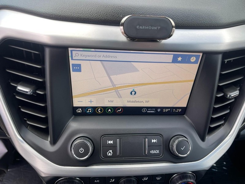 GMC Acadia Vehicle Image 31