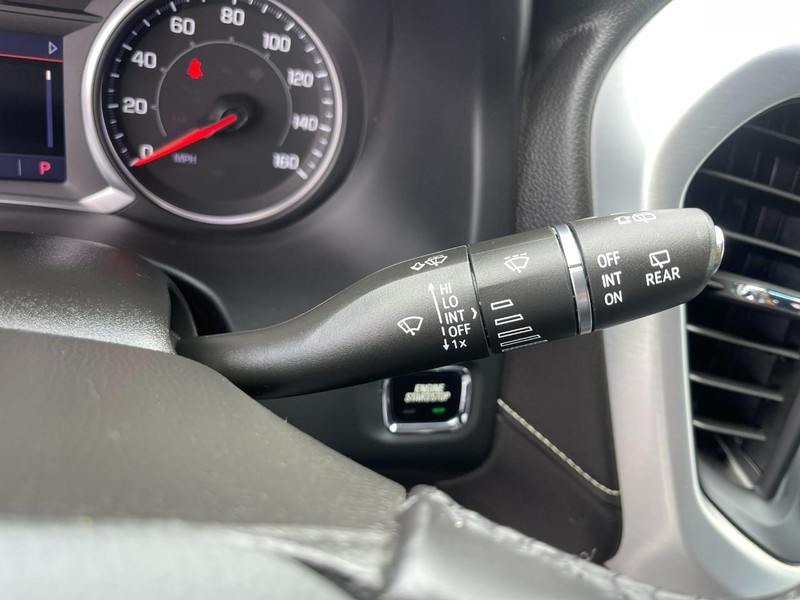 GMC Acadia Vehicle Image 35