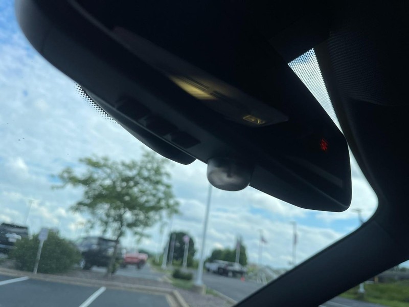 BMW M3 Vehicle Image 36