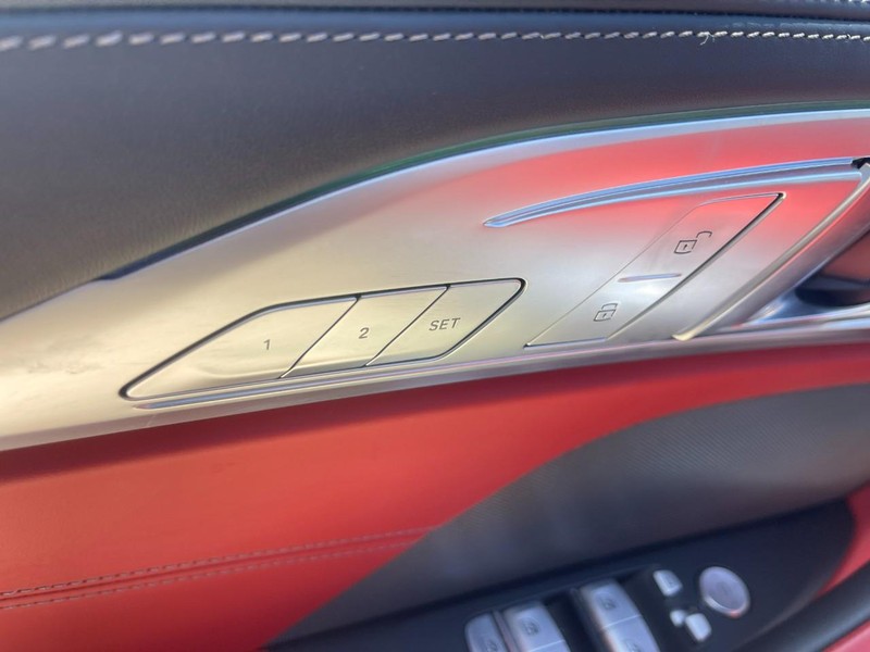 BMW 8 Series Vehicle Image 25