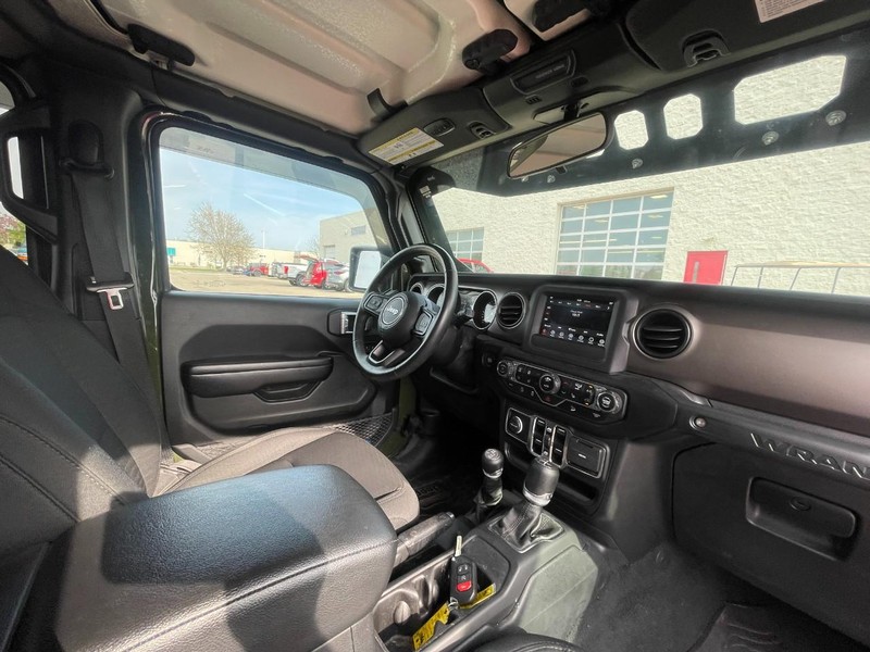 Jeep Wrangler Unlimited Vehicle Image 05