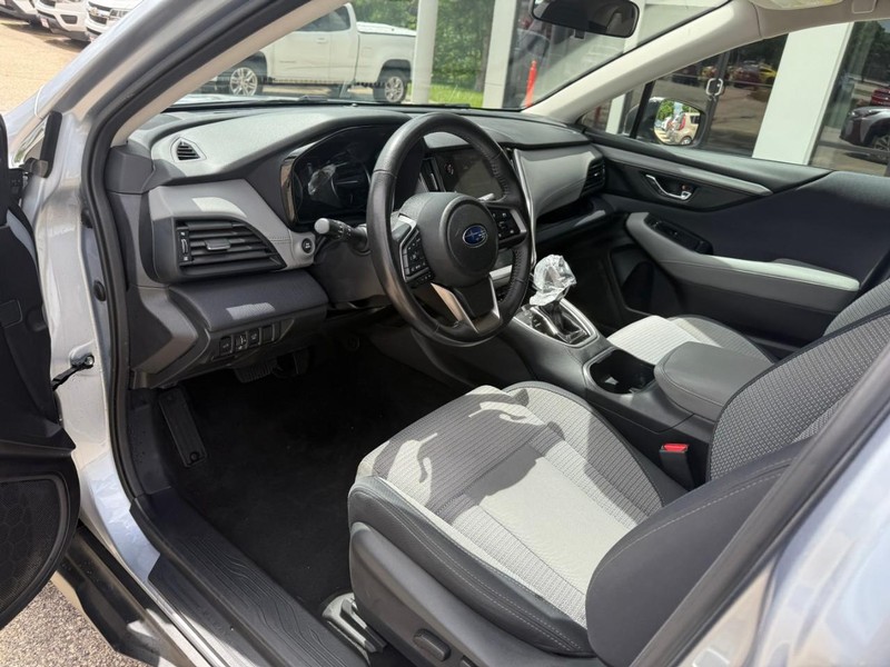 Subaru Outback Vehicle Image 08