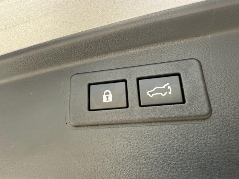 Subaru Outback Vehicle Image 12