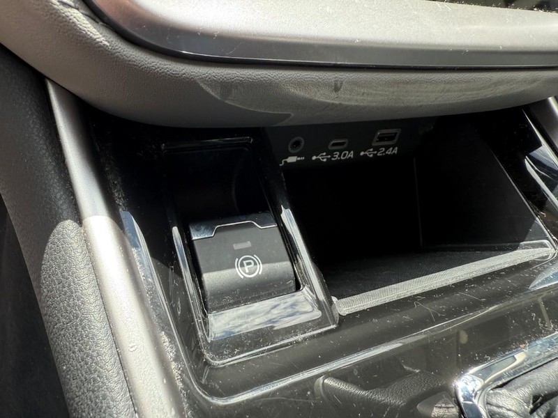 Subaru Outback Vehicle Image 26