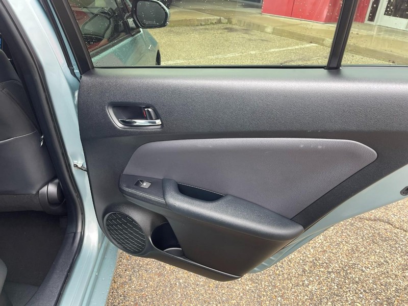 Toyota Prius Vehicle Image 10
