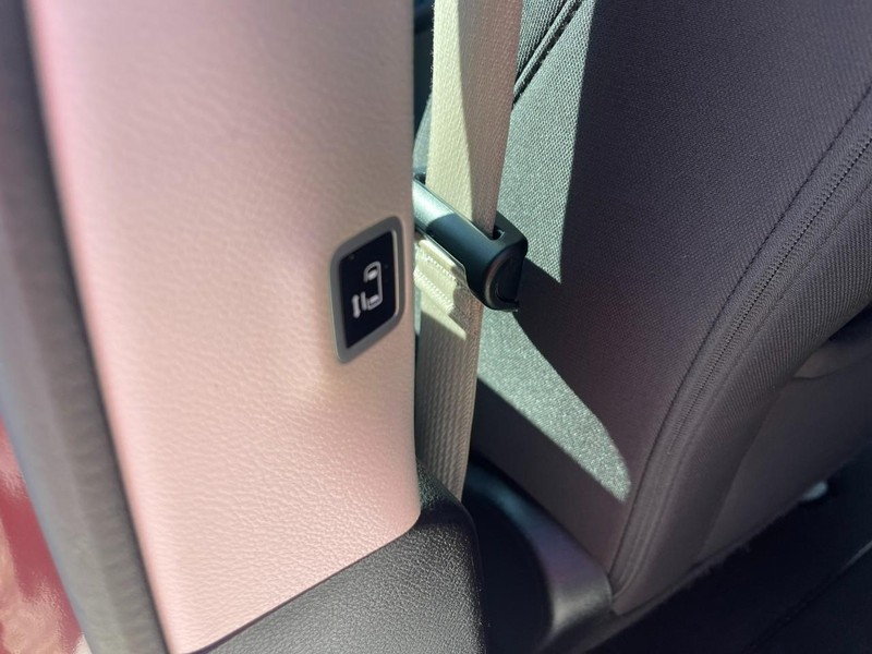 Chrysler Voyager Vehicle Image 18