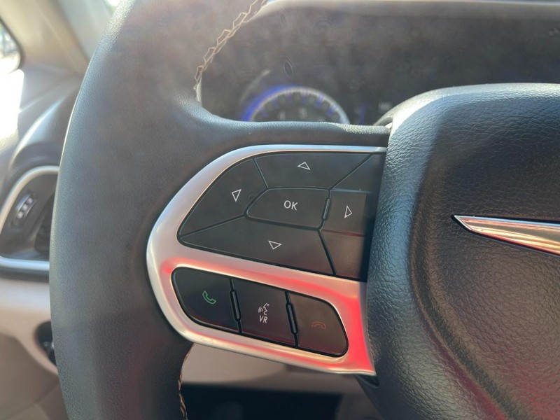 Chrysler Voyager Vehicle Image 29