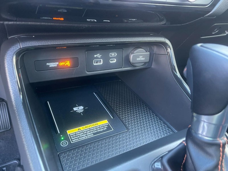 Honda CR-V Hybrid Vehicle Image 28