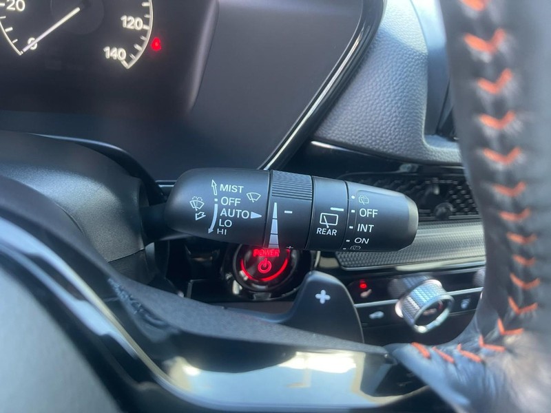 Honda CR-V Hybrid Vehicle Image 37