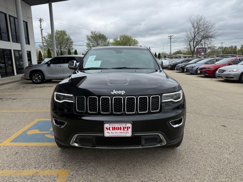 Jeep Grand Cherokee Vehicle Image 02
