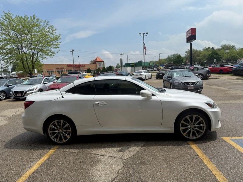 Lexus IS 250C Vehicle Image 04