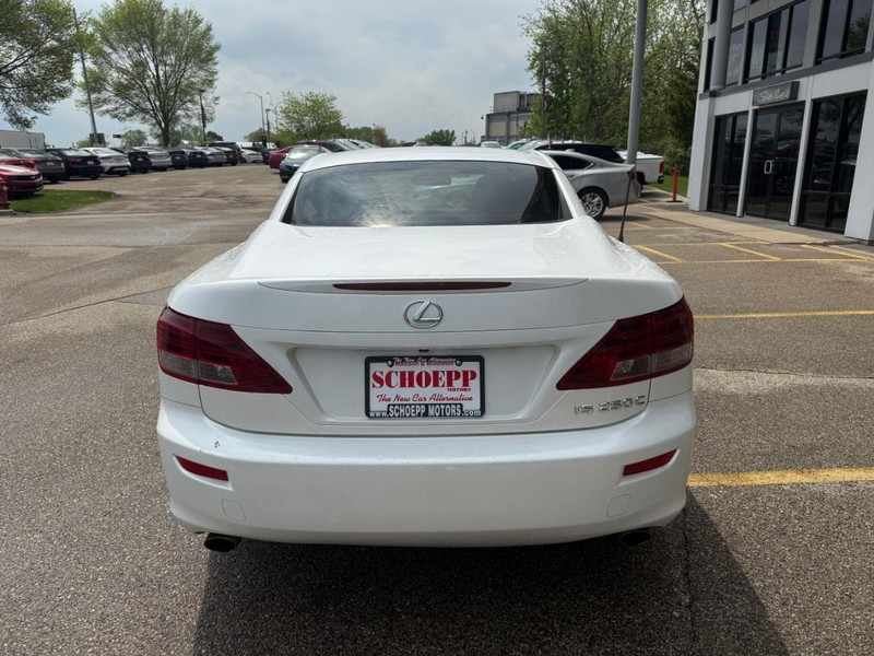 Lexus IS 250C Vehicle Image 06