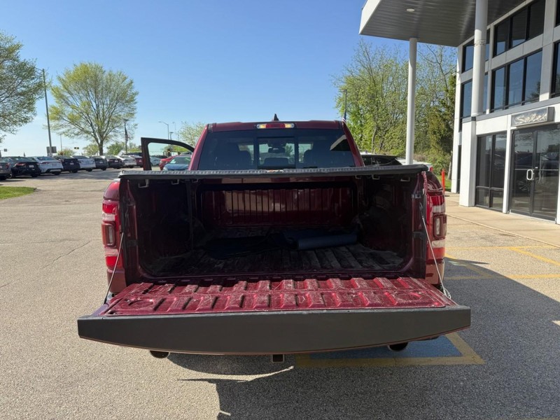 Ram 1500 Vehicle Image 14