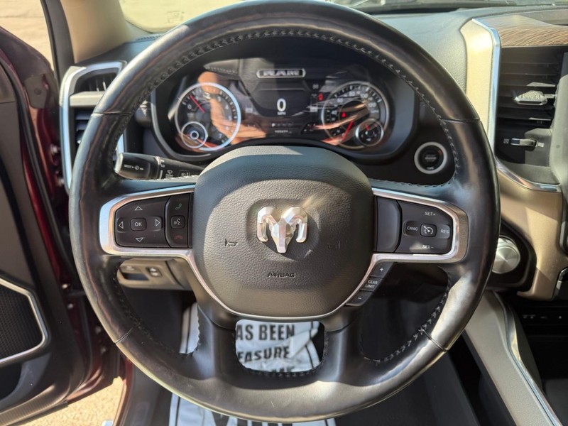 Ram 1500 Vehicle Image 21