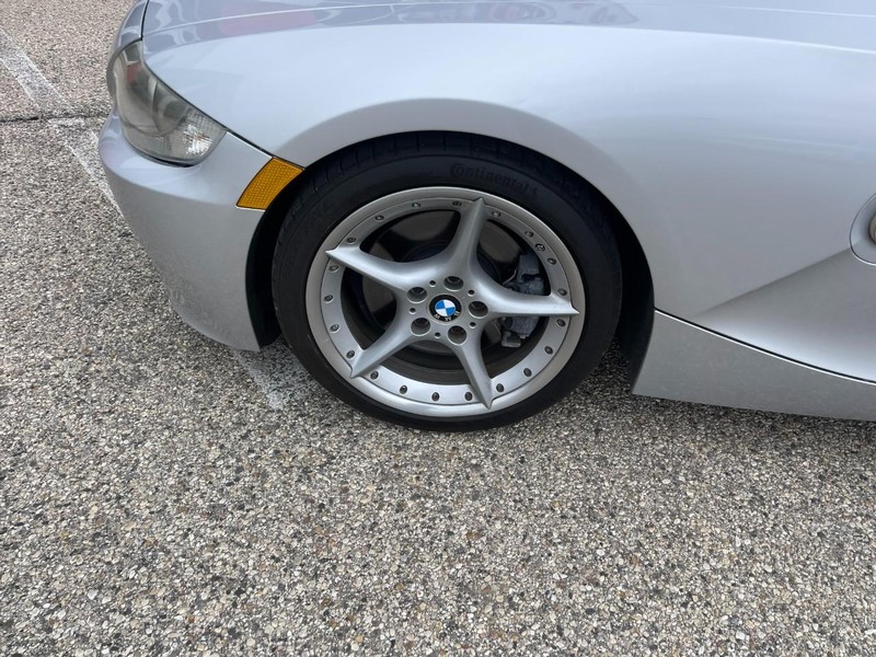 BMW Z4 Vehicle Image 07