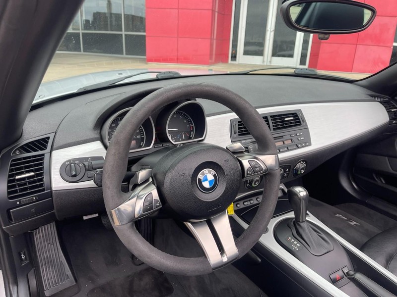 BMW Z4 Vehicle Image 19