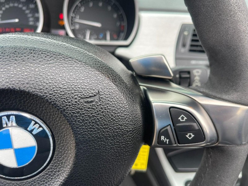 BMW Z4 Vehicle Image 24