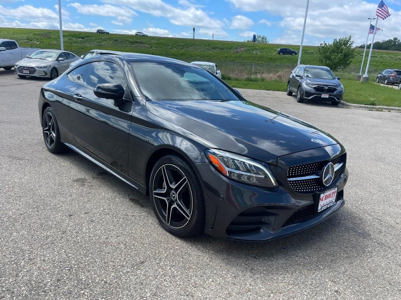 Mercedes-Benz C-Class Vehicle Image 02