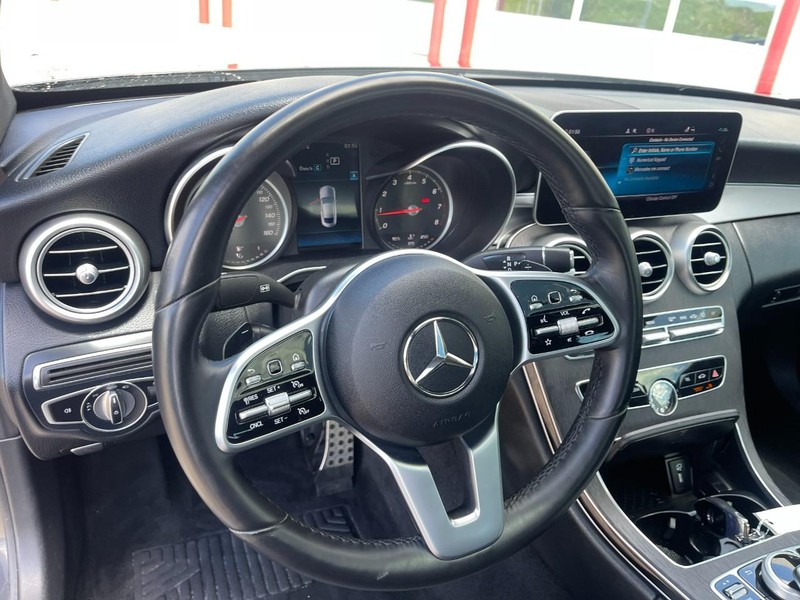 Mercedes-Benz C-Class Vehicle Image 20