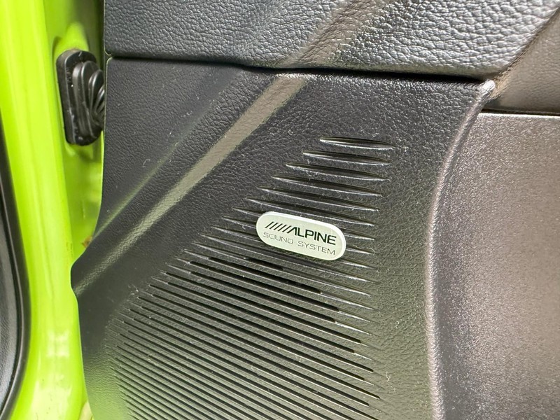 Dodge Challenger Vehicle Image 14