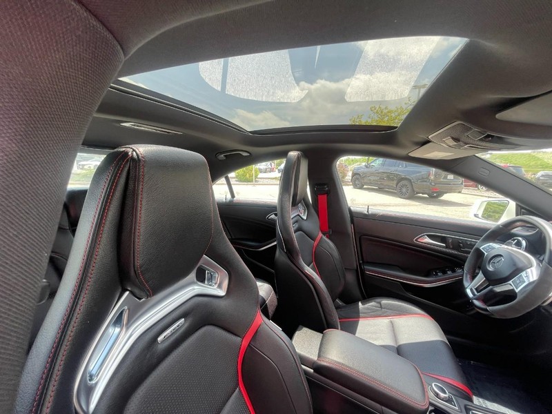 Mercedes-Benz CLA-Class Vehicle Image 10