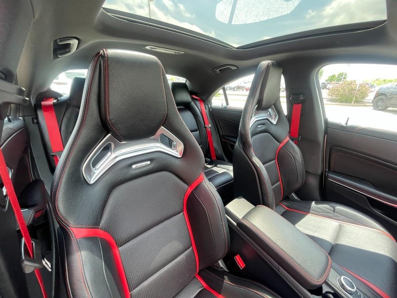 Mercedes-Benz CLA-Class Vehicle Image 12
