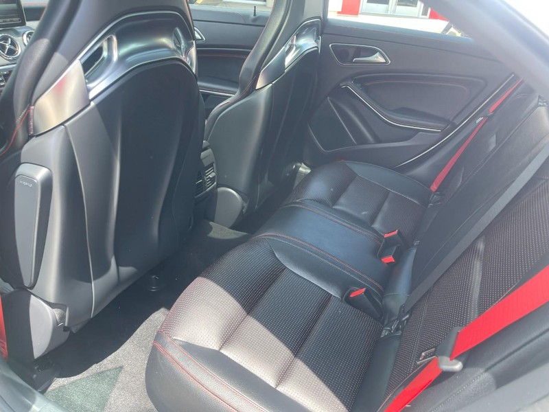 Mercedes-Benz CLA-Class Vehicle Image 20