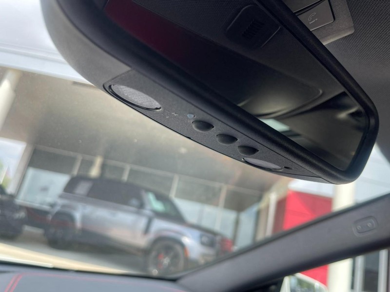 Mercedes-Benz CLA-Class Vehicle Image 37
