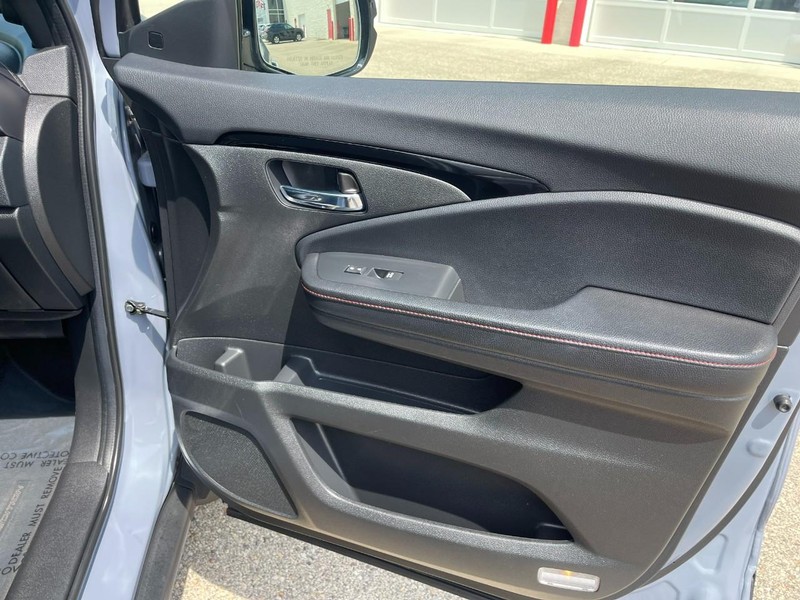 Honda Pilot Vehicle Image 13