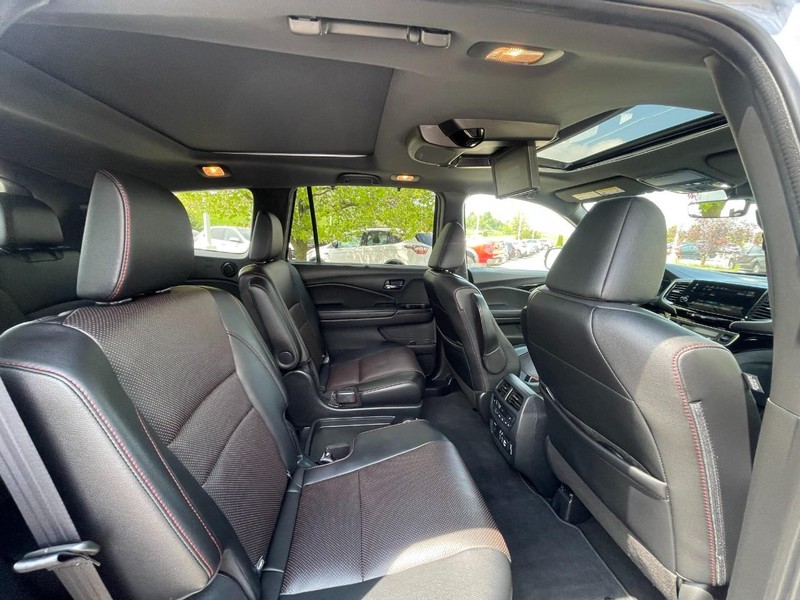 Honda Pilot Vehicle Image 15