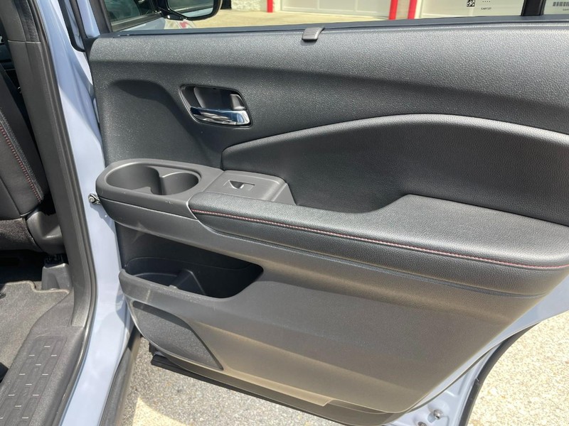 Honda Pilot Vehicle Image 18