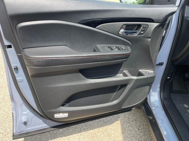 Honda Pilot Vehicle Image 26