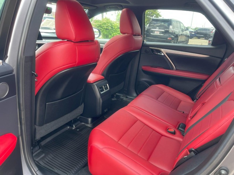 Lexus RX Vehicle Image 18