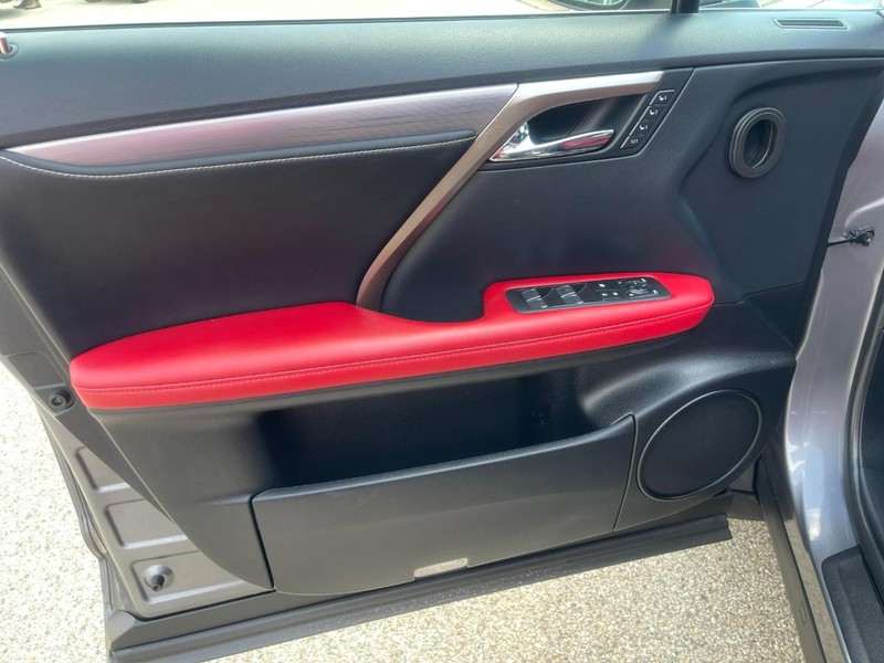 Lexus RX Vehicle Image 22