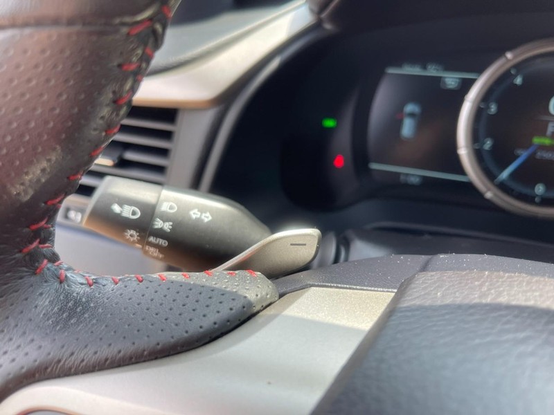 Lexus RX Vehicle Image 31