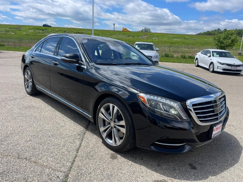 Mercedes-Benz S-Class Vehicle Image 02