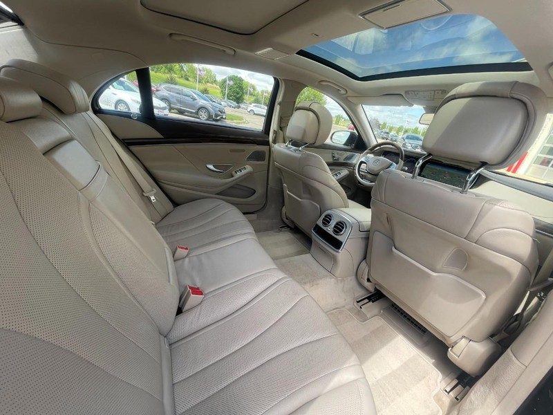 Mercedes-Benz S-Class Vehicle Image 14
